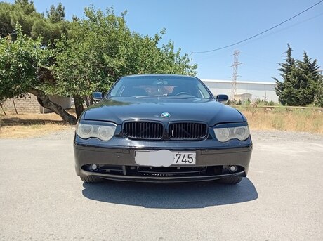 BMW 745 2003