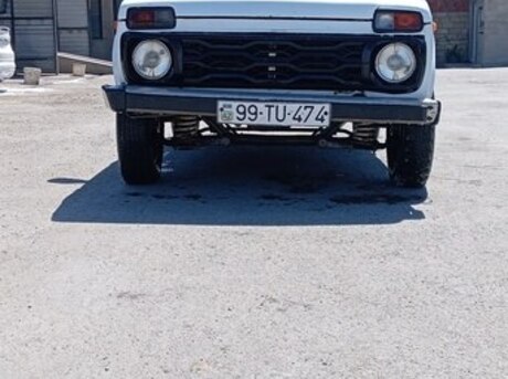 LADA (VAZ) Niva 1989