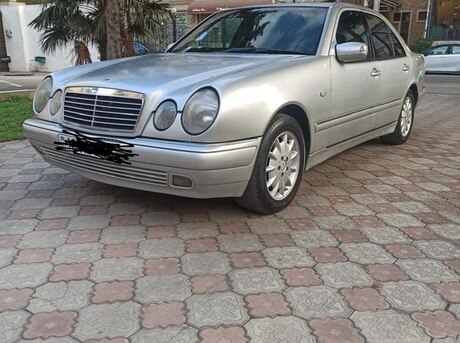 Mercedes E 200 2000