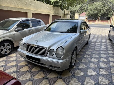 Mercedes E 240 1998