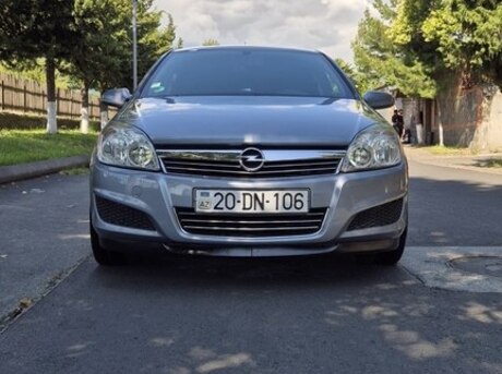 Opel Astra 2009