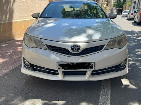 Toyota Camry 2012
