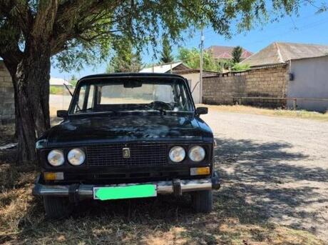 LADA (VAZ) 2107 1988