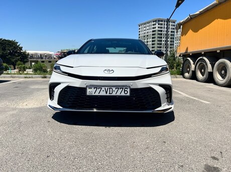 Toyota Camry 2024