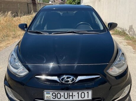 Hyundai Accent 2011