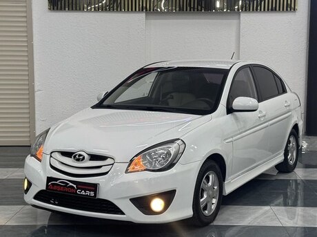 Hyundai Accent