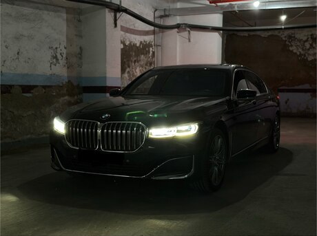 BMW 740 2020