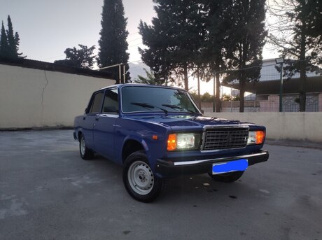 LADA (VAZ) 2107 2005