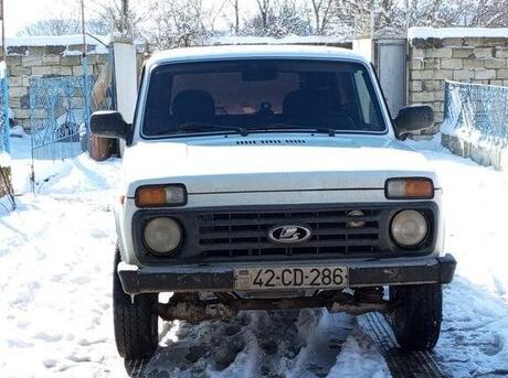 LADA (VAZ) Niva 1999