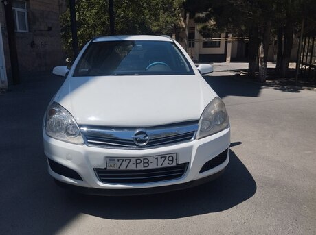 Opel Astra 2009