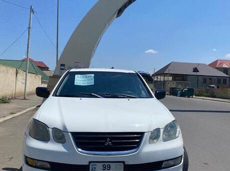 Mitsubishi Airtrek 2002