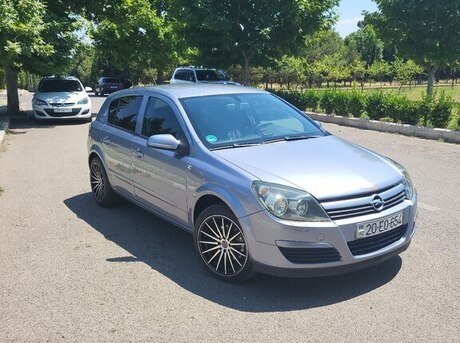 Opel Astra 2005