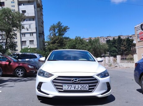 Hyundai Avante 2016