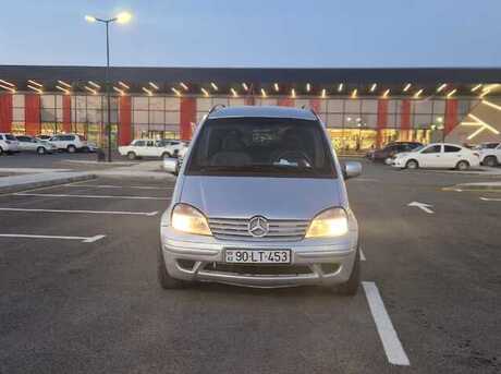 Mercedes Vaneo 2002