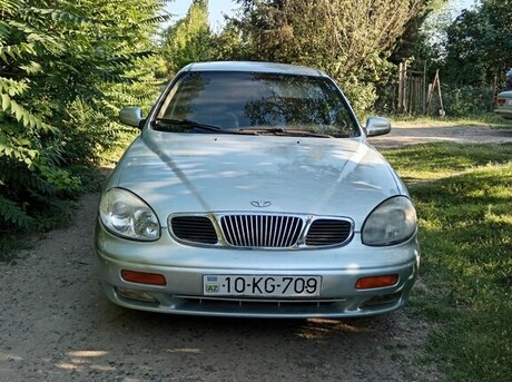 Daewoo Leganza 2001