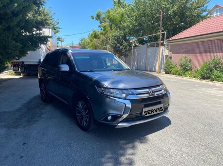Mitsubishi Outlander 2016