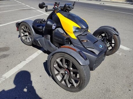 Can-Am Spyder ST