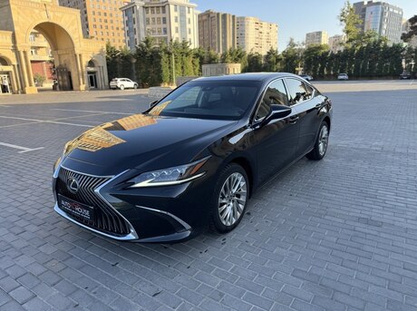 Lexus ES 250 2021