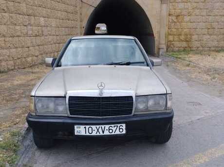 Mercedes 190 1990