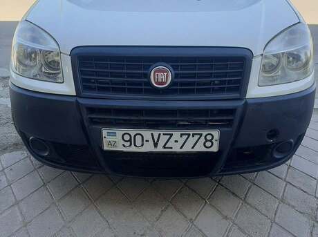 Fiat Doblo 2012