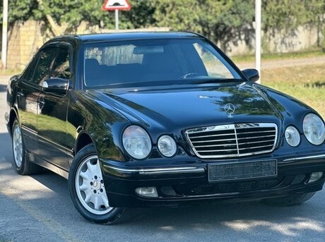 Mercedes E 270 2000