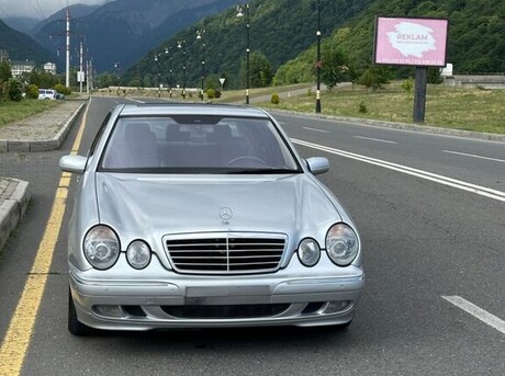Mercedes E 270 2001