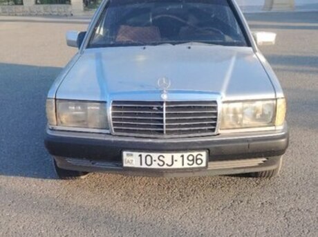 Mercedes 190 1990