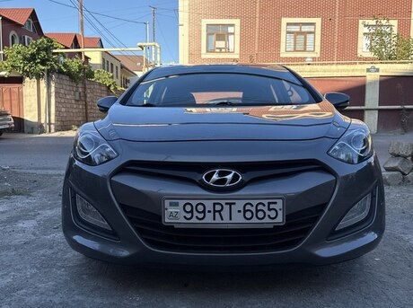 Hyundai i30 2012