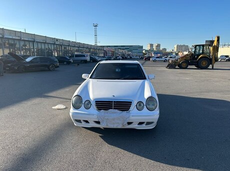 Mercedes E 220 d 2001