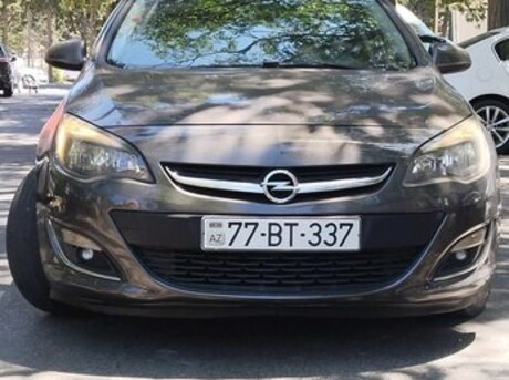 Opel Astra 2013