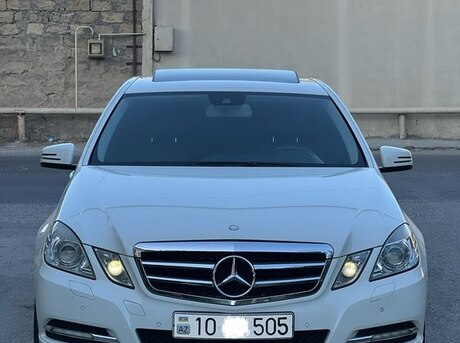 Mercedes E 200 2011