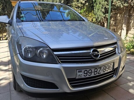 Opel Astra 2009