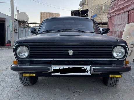GAZ 24 1988