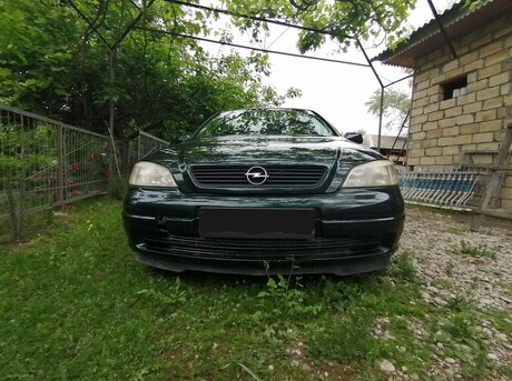 Opel Astra 1998