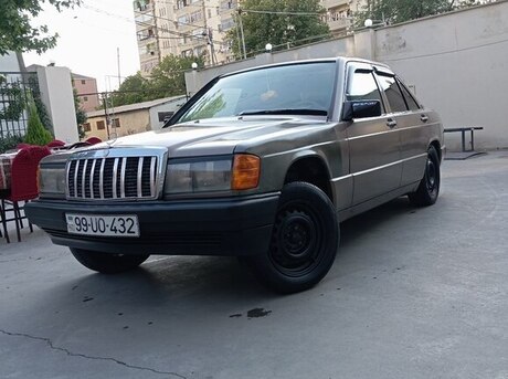 Mercedes 190 1989