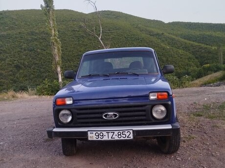 LADA (VAZ) Niva 1999