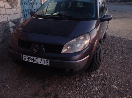 Renault Grand Scenic 2005