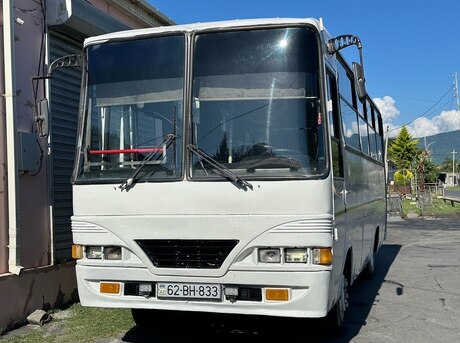 Isuzu Ecobus 1997