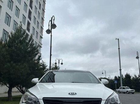 Kia Cadenza 2012