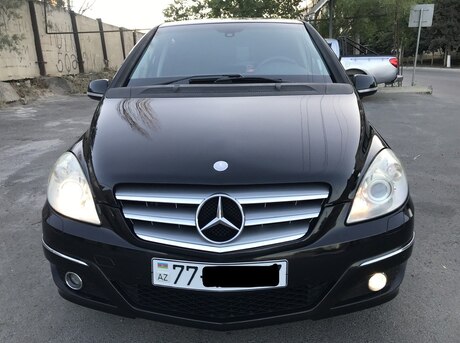 Mercedes B 180 2010