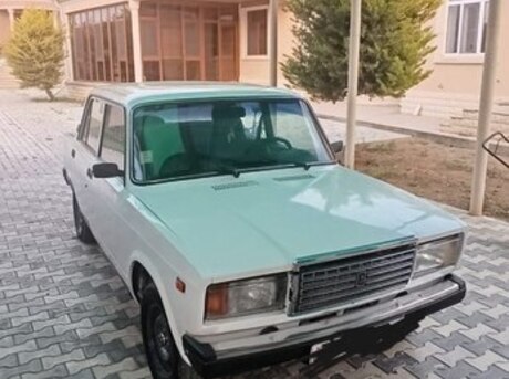 LADA (VAZ) 2107 2010
