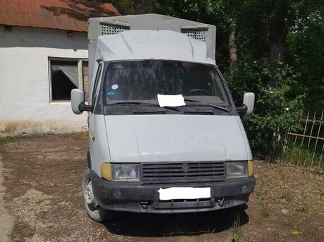 GAZ 330200 1998