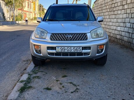 Toyota RAV4 2001