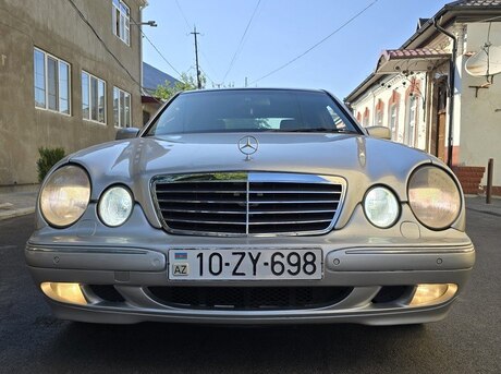 Mercedes E 240 2000