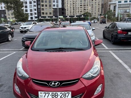 Hyundai Elantra 2012