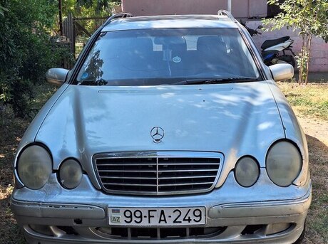 Mercedes E 240 1999