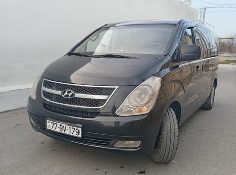Hyundai H-1 2010