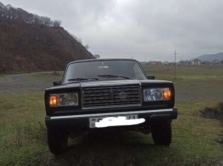 LADA (VAZ) 2107 2010