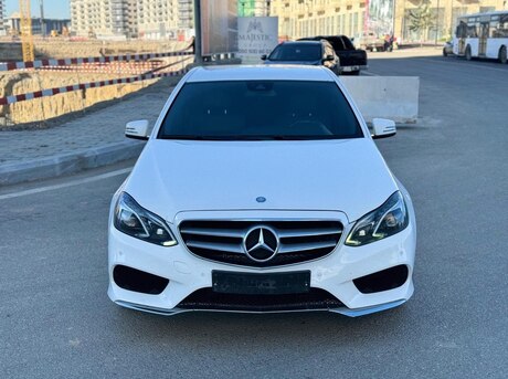 Mercedes E 200