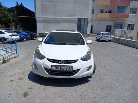 Hyundai Elantra 2011
